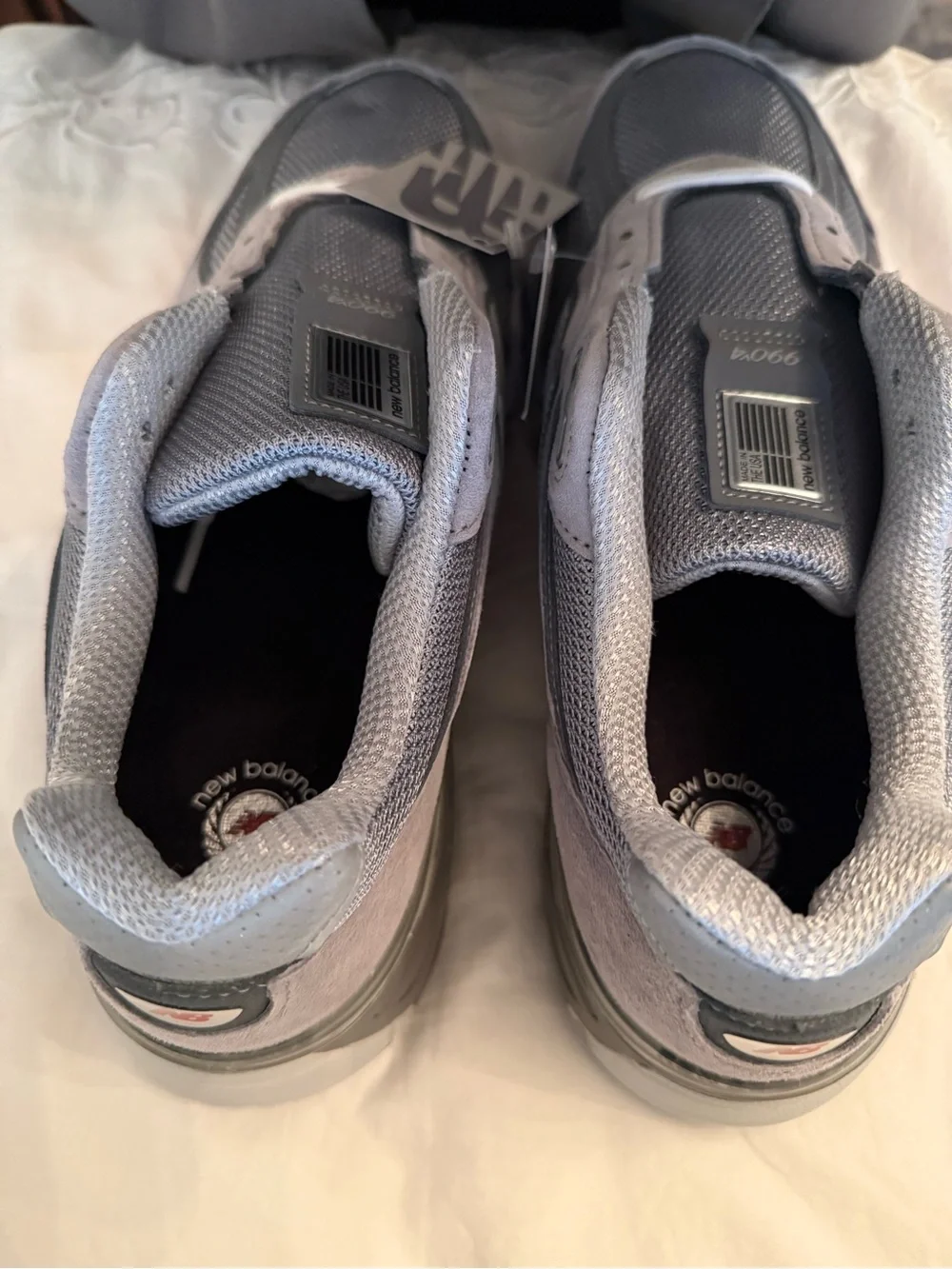 NWT New Balance Men’s Sneakers 990v4 Light Gray - Size 10.5 D New in Box